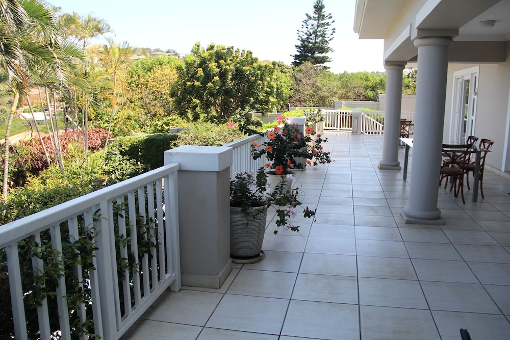 Seaview Manor Exquisite Bed & Breakfast 4/41
