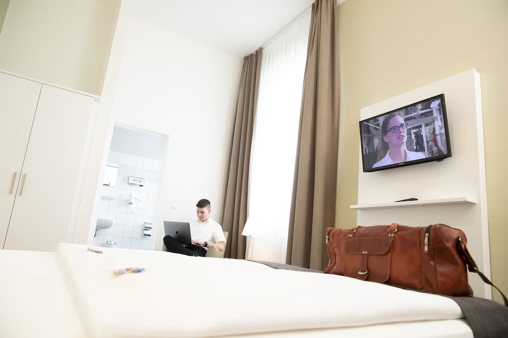 Hotel Am Schlosspark 23/71