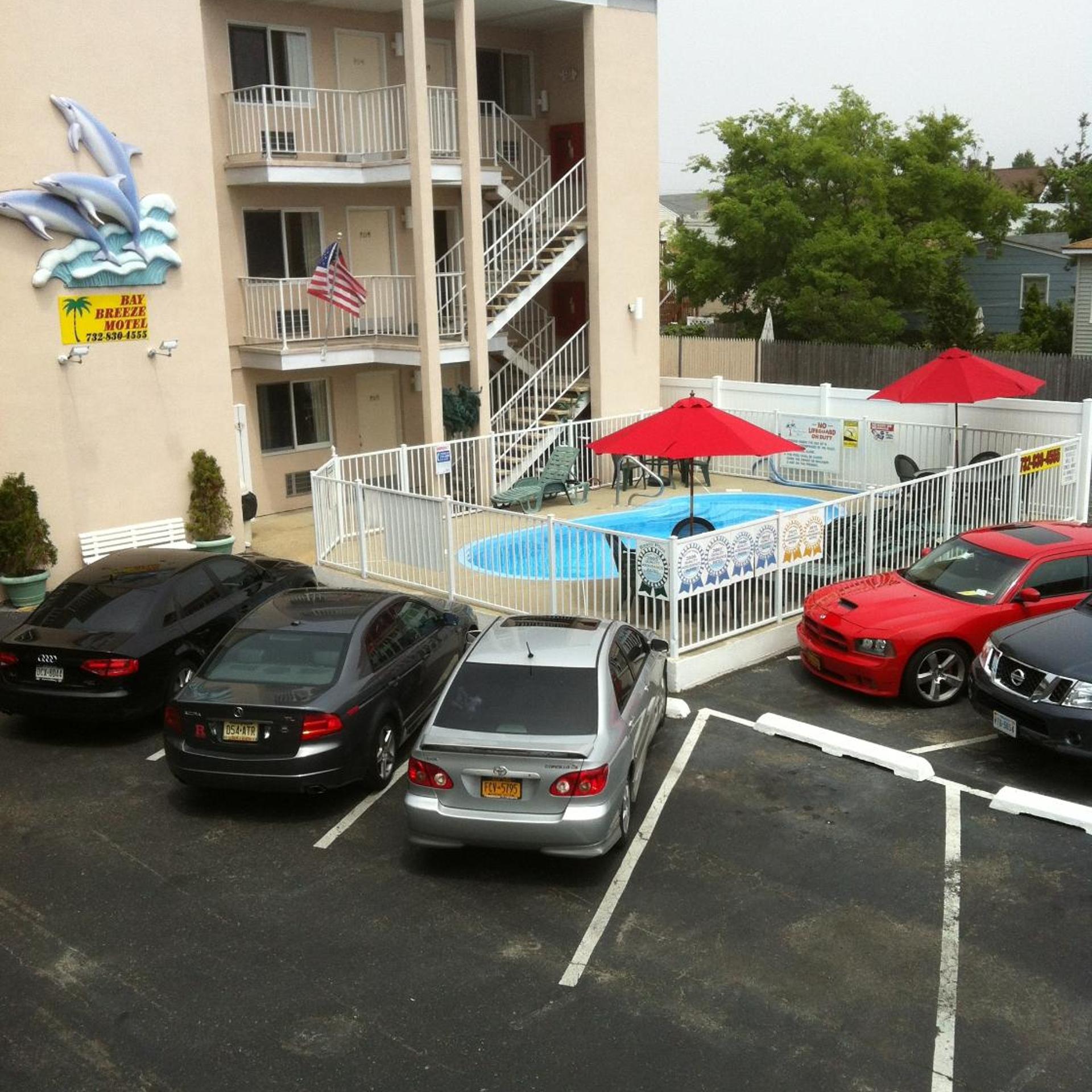 Bay Breeze Motel 15/28