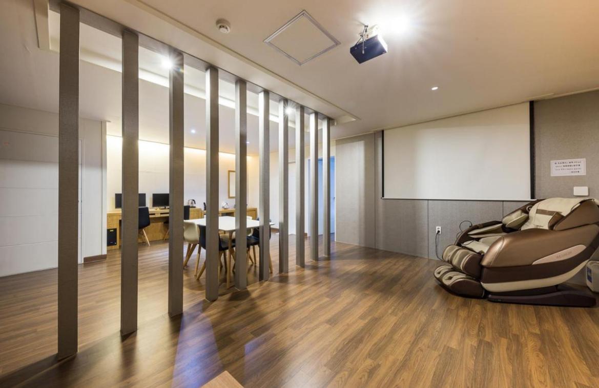 Daesan Hotel 33/42
