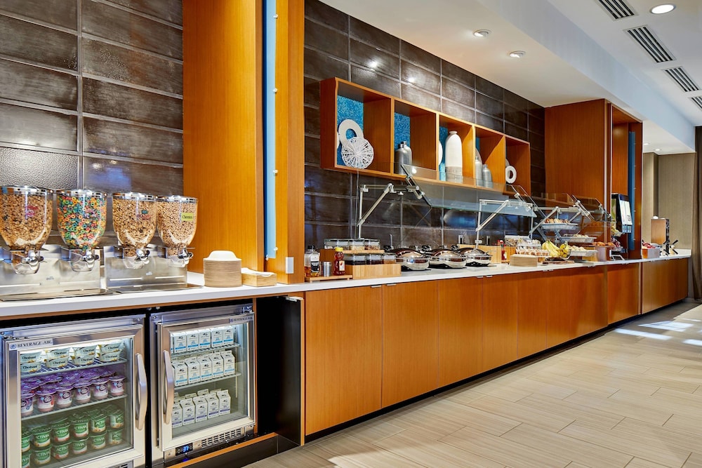 SpringHill Suites by Marriott Charlotte at Carowinds 32/40