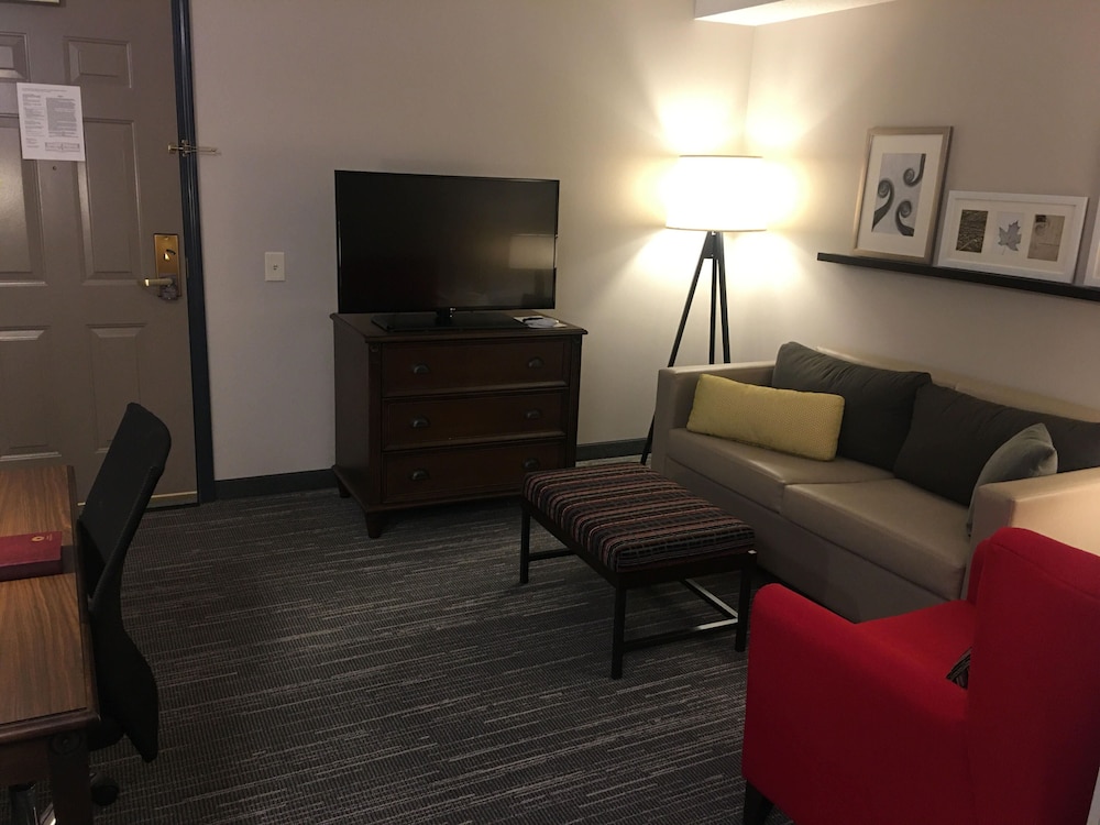 Country Inn & Suites By Radisson Grand Rapids East Mi 27/46