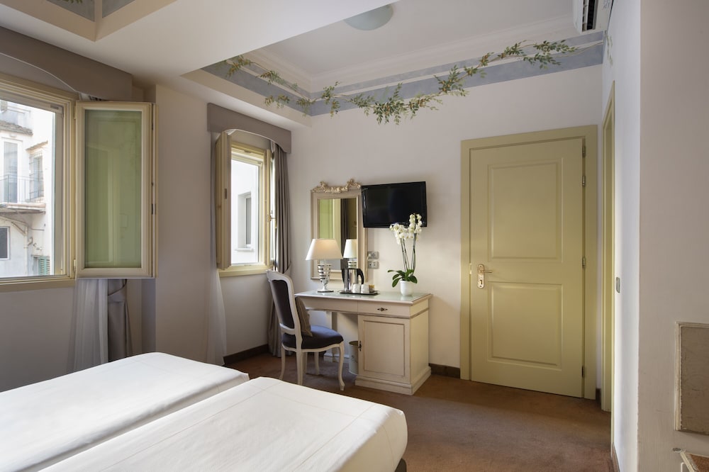 Art Atelier Hotel 14/57