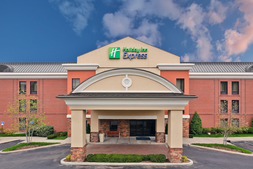 Holiday Inn Express & Suites Nashville - Brentwood I-65 1/40