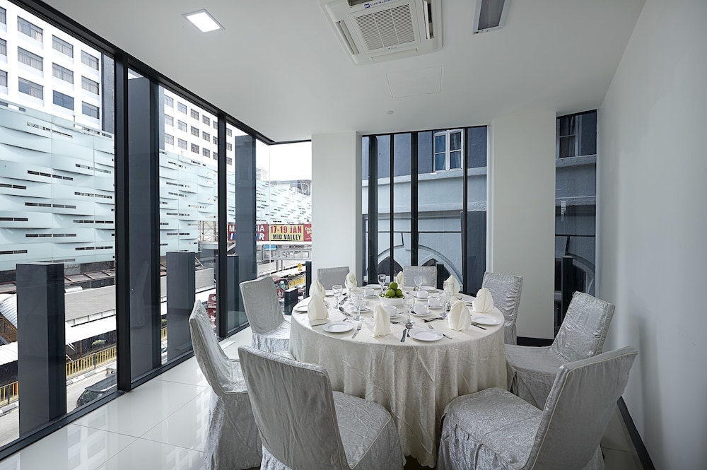 Hotel Transit Kuala Lumpur 23/33