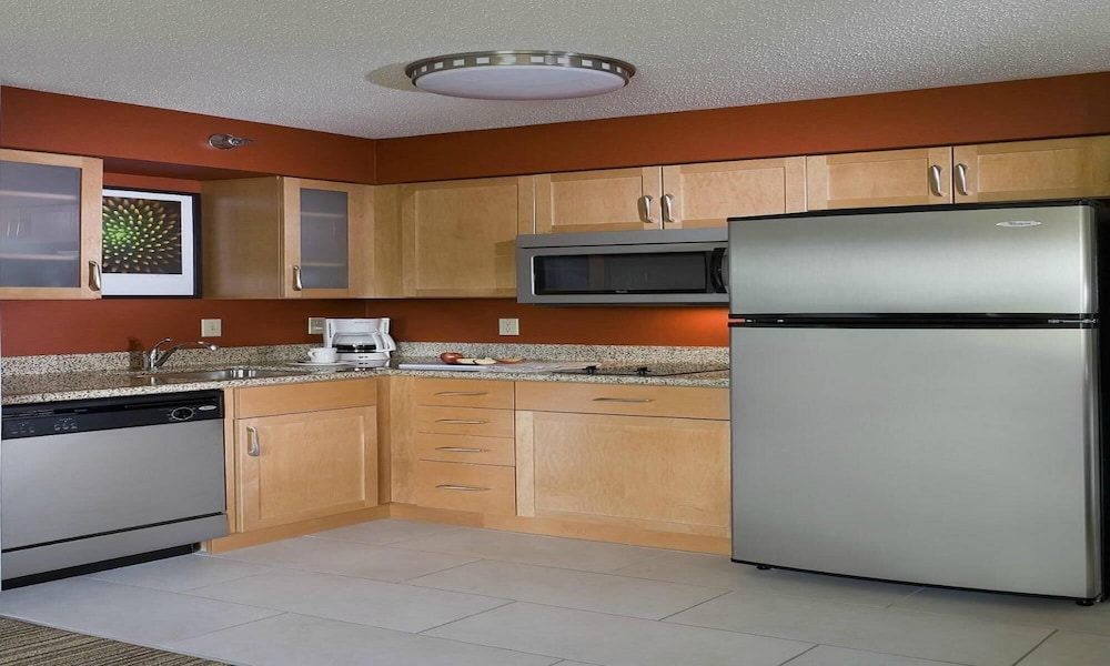 Efficiency, Family Suite, Multiple Beds, Accessible
