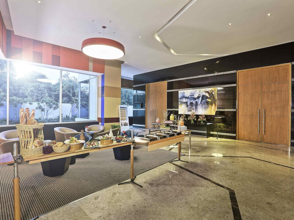 Novotel Chennai Sipcot 54/75