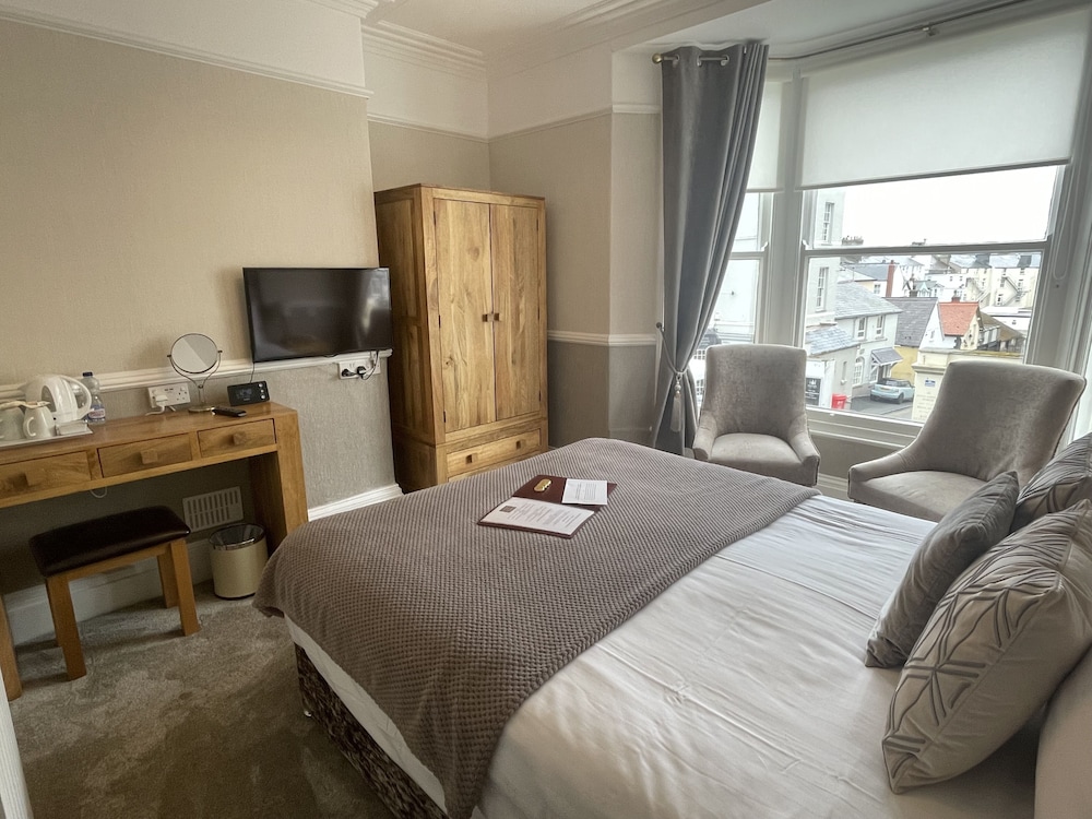 Lynton House 13/50