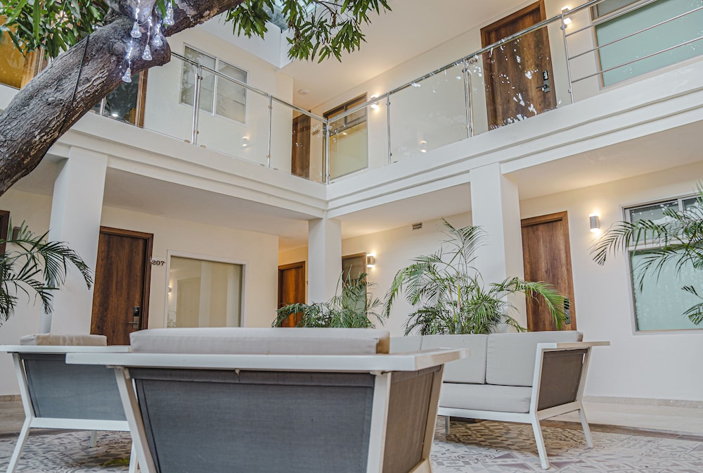 Cartagena Royal Inn 7/69