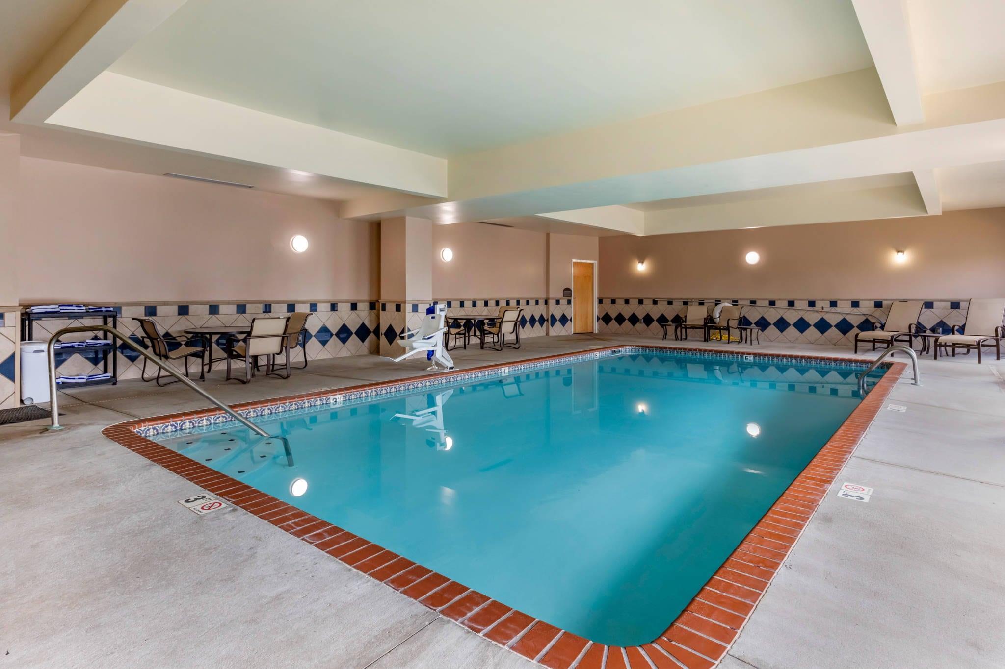 Comfort Suites Smyrna - Nashville Area 8/26