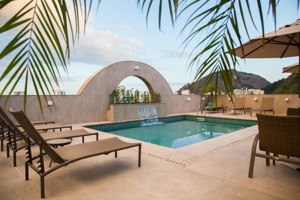 Mirador Rio Hotel 40/48