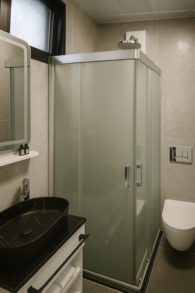 Cunda Ezer Otel 60/63