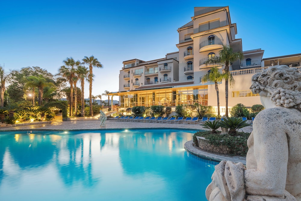 Sant Alphio Garden Hotel & Spa 60/64