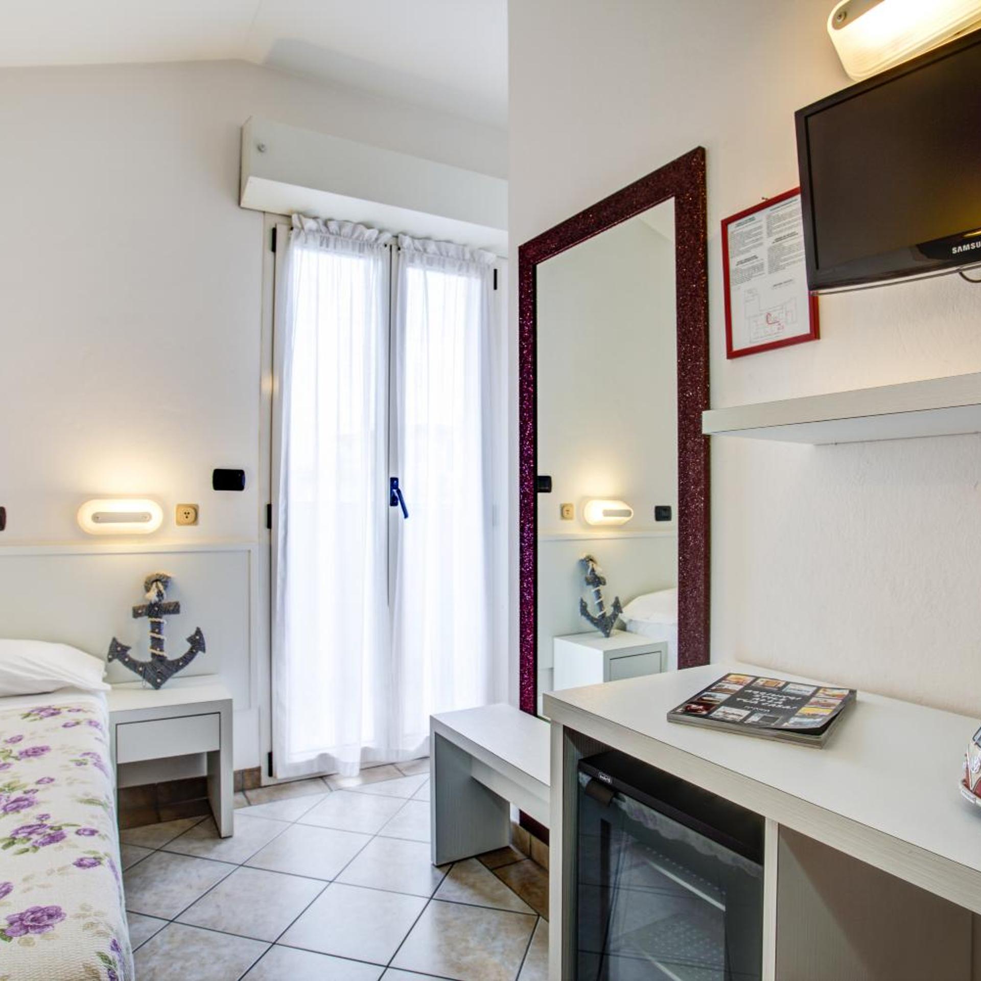 Ancora Hotel and Residence 43/46