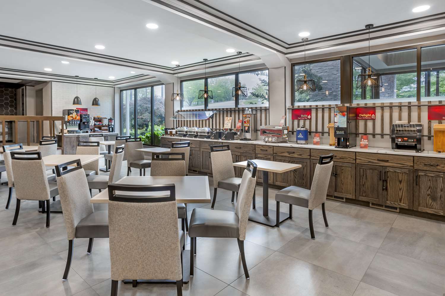 Best Western Plus Heritage Rail Inn & Suites 26/49