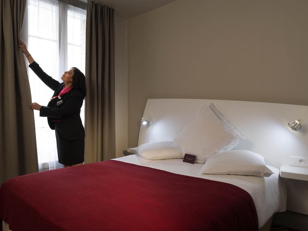Mercure Paris Levallois Perret 26/63