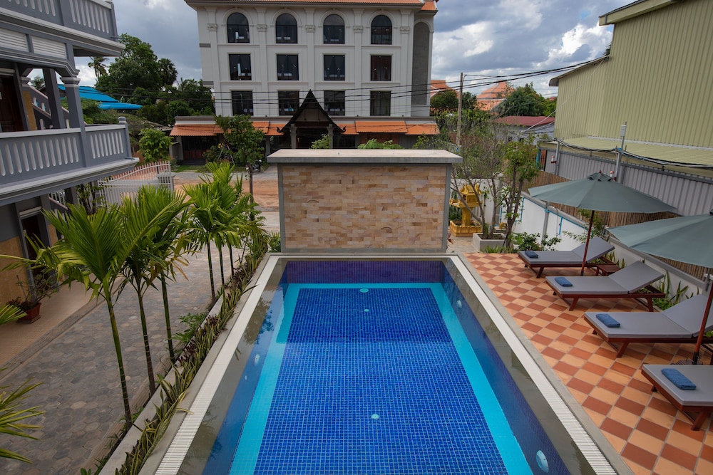 Botoum Hostel 29/33