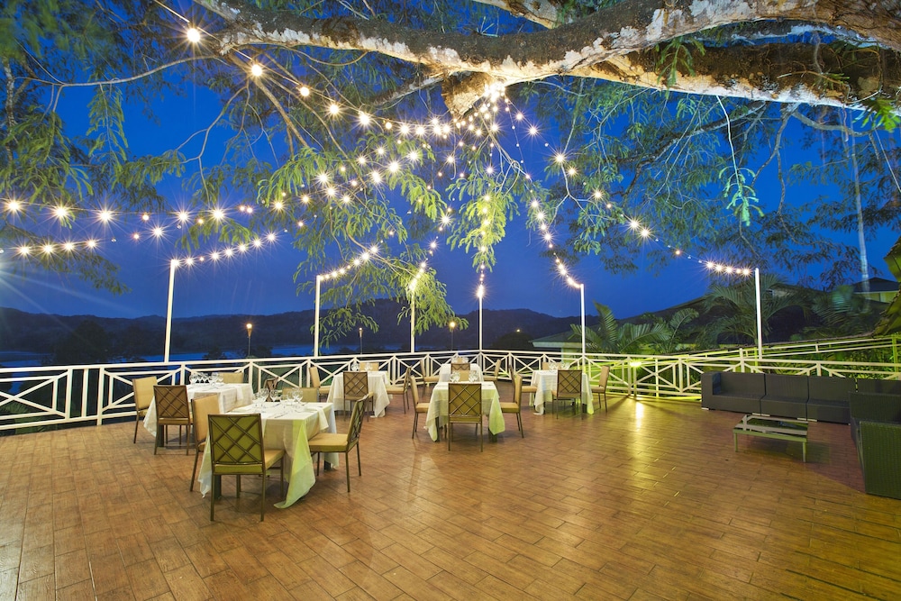 Gamboa Rainforest Reserve Hotel 65/67