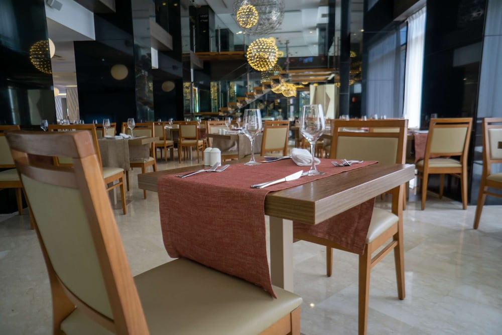 Royal Tulip City Center Tanger Hotel 50/72