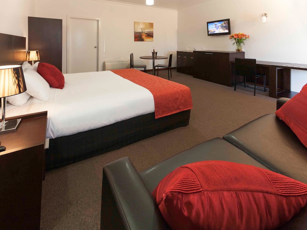 MERCURE PORT OF ECHUCA 26/60