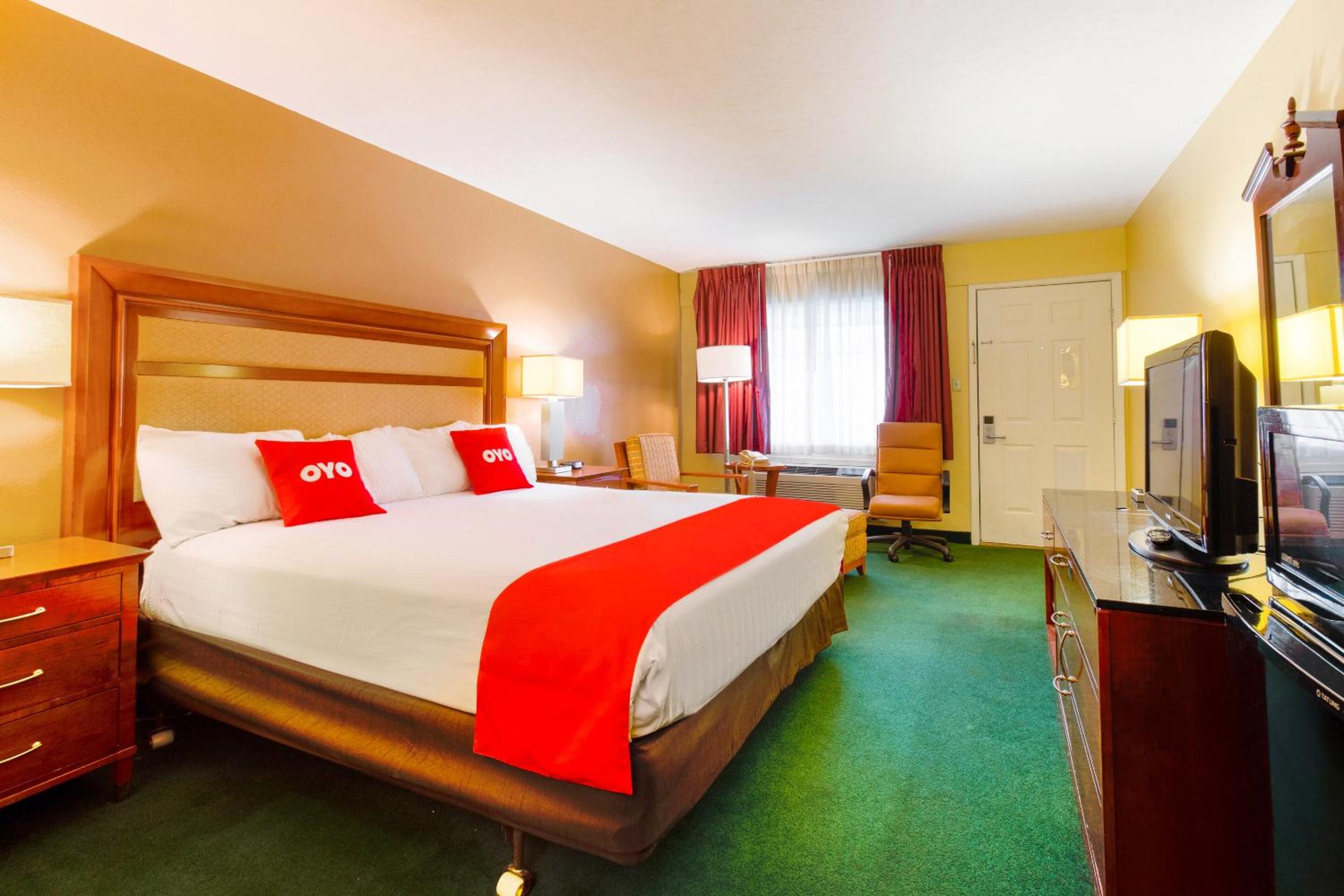 Hotel Lebanon MO I-44 14/33