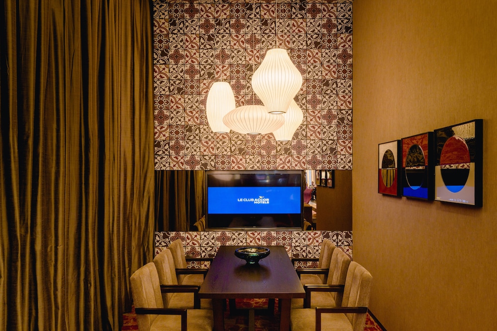 Mercure Singapore Bugis 32/72