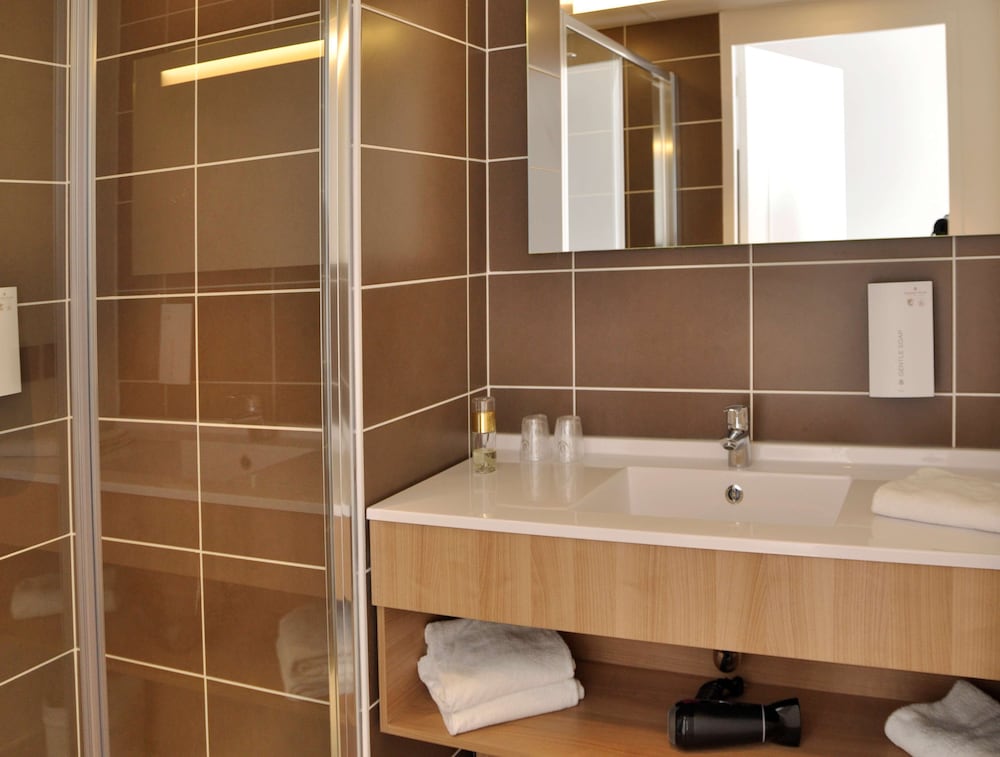 Golden Tulip La Baule 77/79