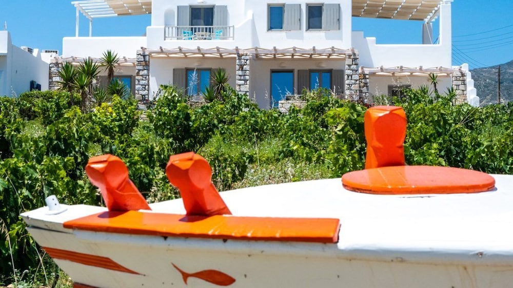 Afroditi Studios in PAROS
