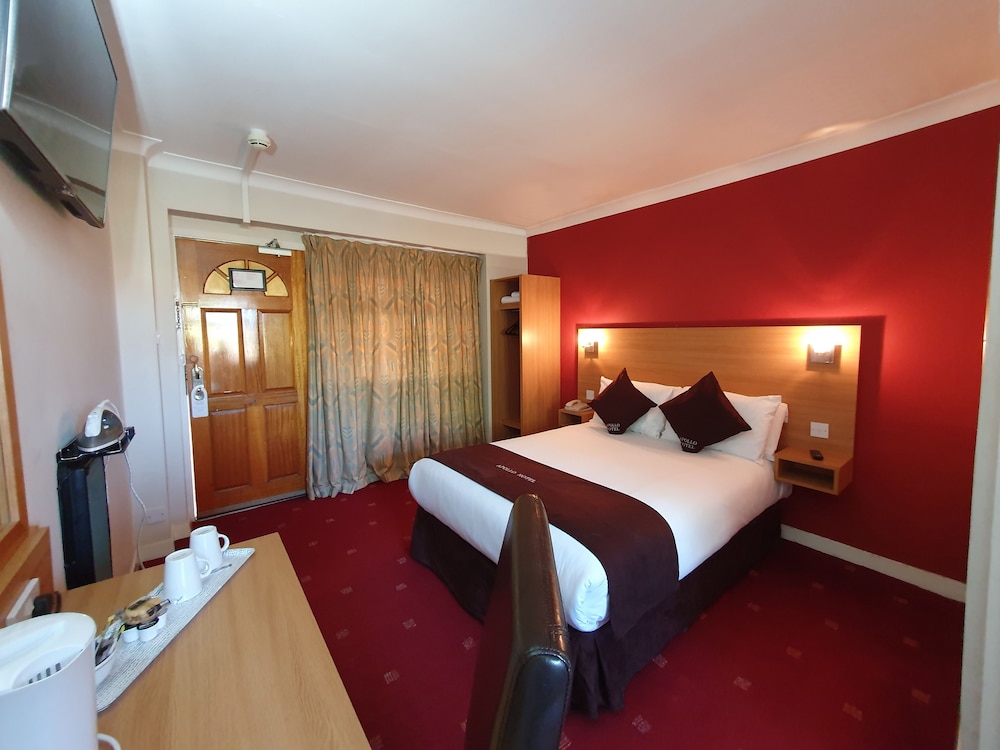 Apollo Hotel 6/44