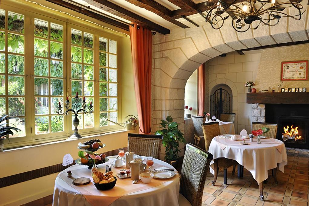 AUBERGE DE L'ECOLE 10/16