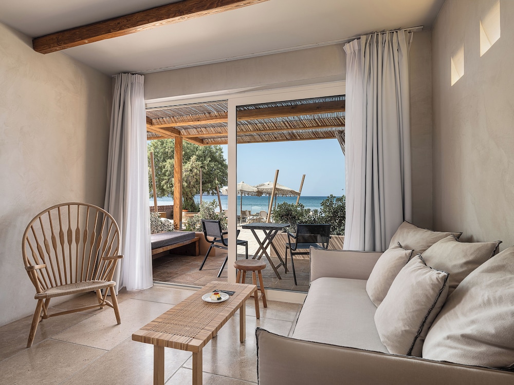 The Theodore Boutique Hotel 27/50