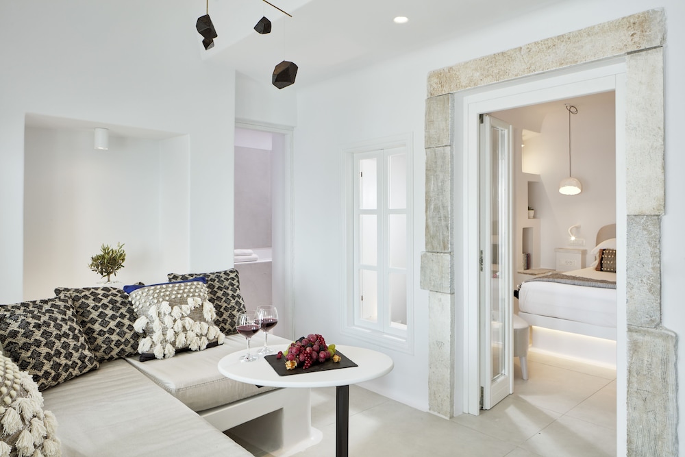 HONEYMOON, GRAND, SUITE, INDOOR JETTED TUB