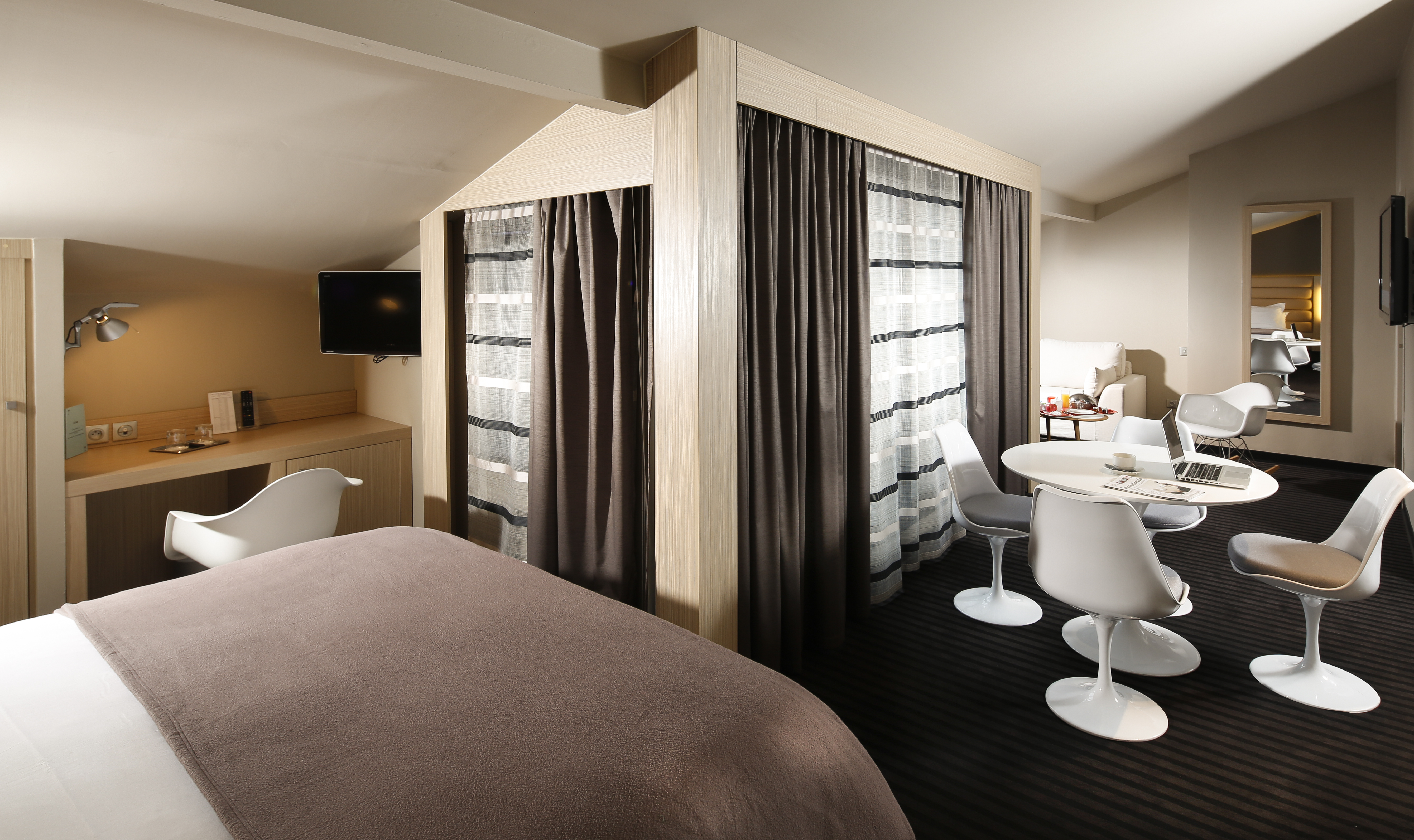 Suite Junior avec Terrasse، De Brienne 3/4
