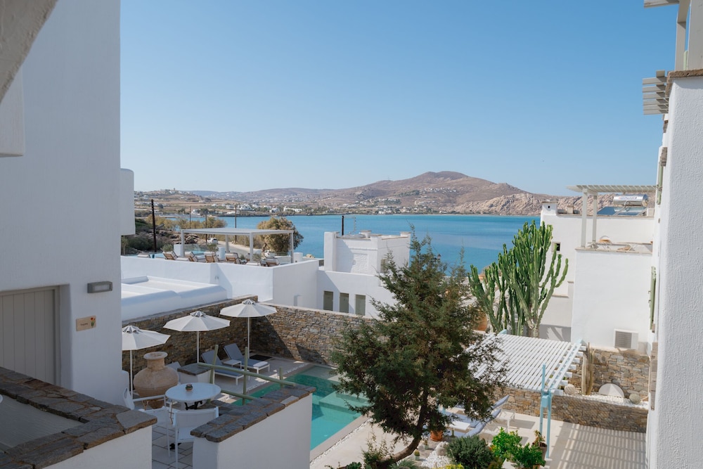 Anthos Apartments photo3