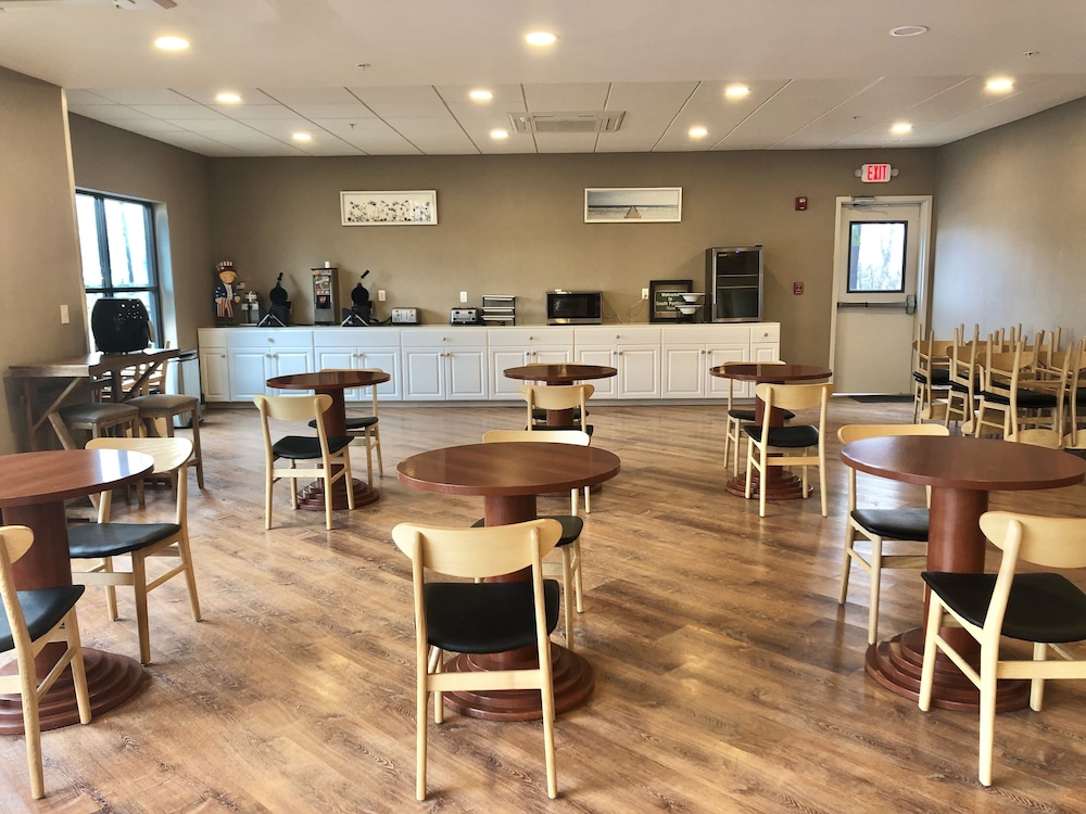 Casco Bay Hotel, Ascend Hotel Collection 6/7
