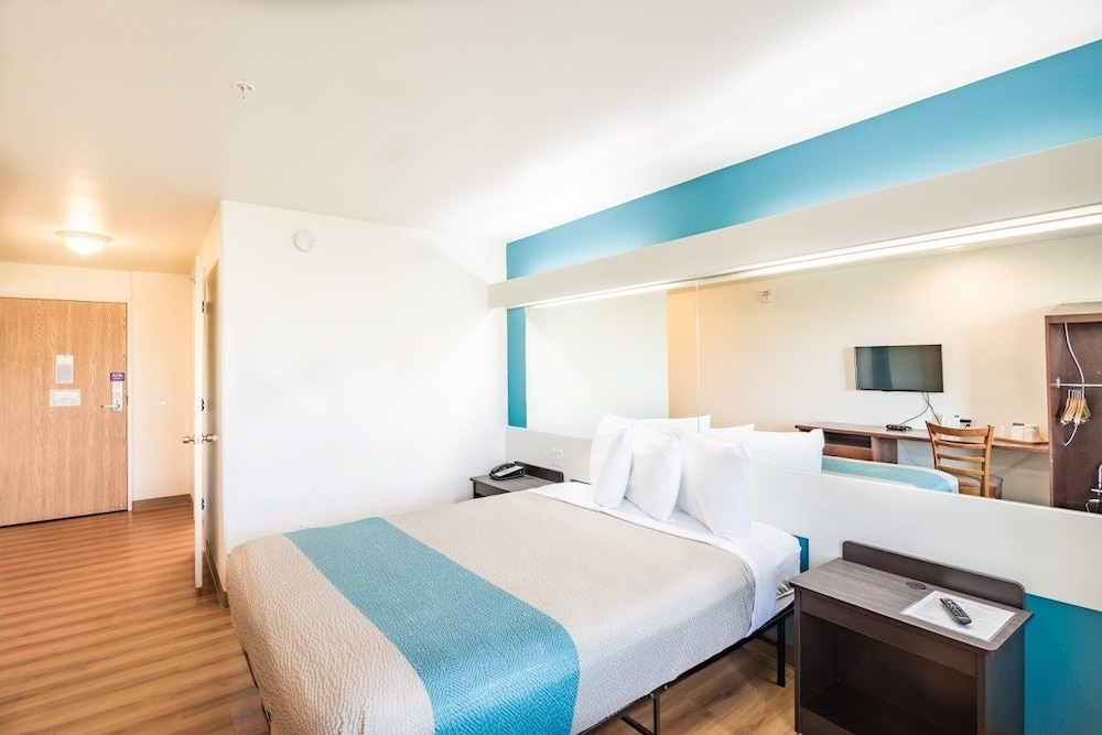 Motel6 Idaho Falls, ID - Snake River 18/56