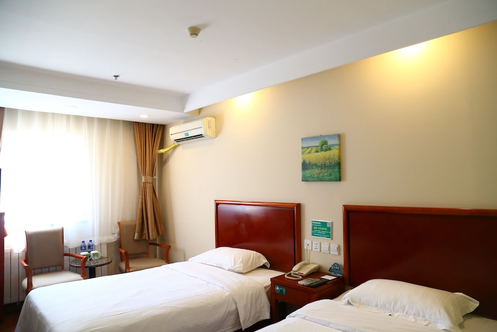 Greentree Inn Beijing Guangmingqiao Express Apartment Hotel 8/23