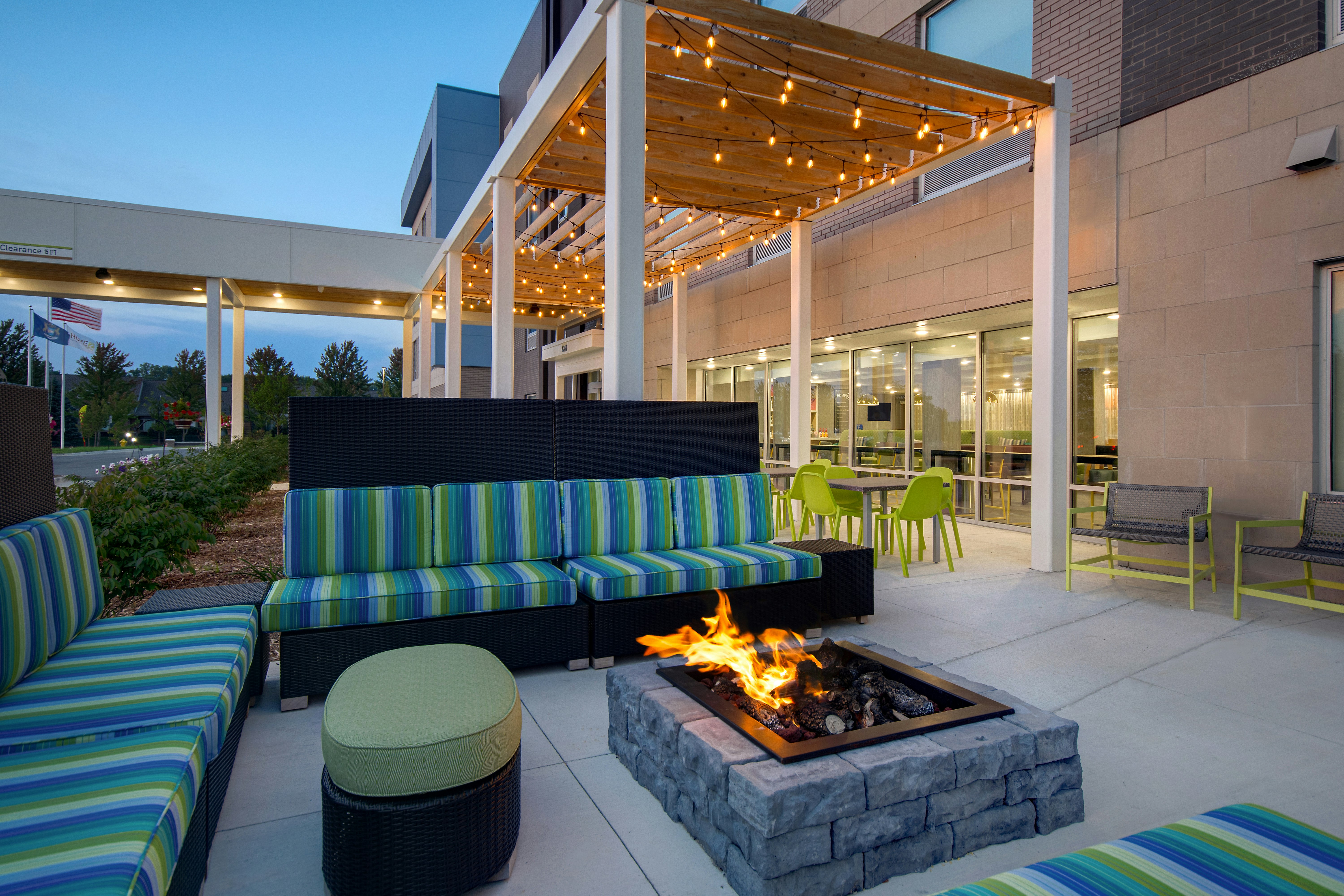 Home2 Suites by Hilton Grand Rapids Airport 12/24