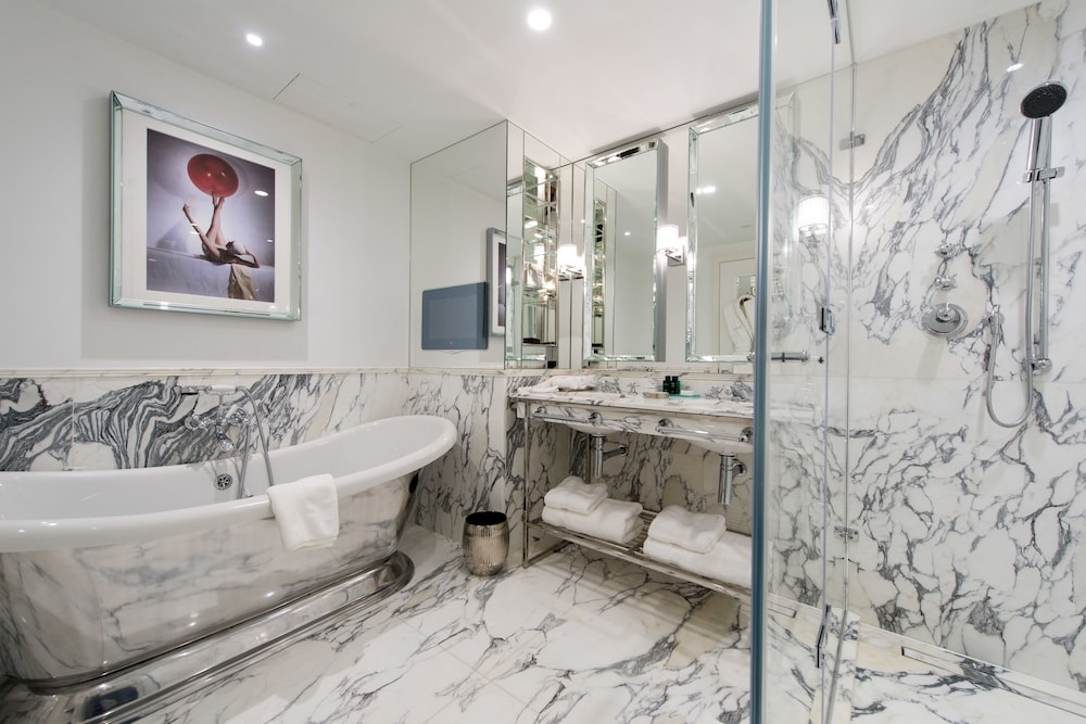 The Wellesley Knightsbridge A Luxury Collection Hotel, London 11/57