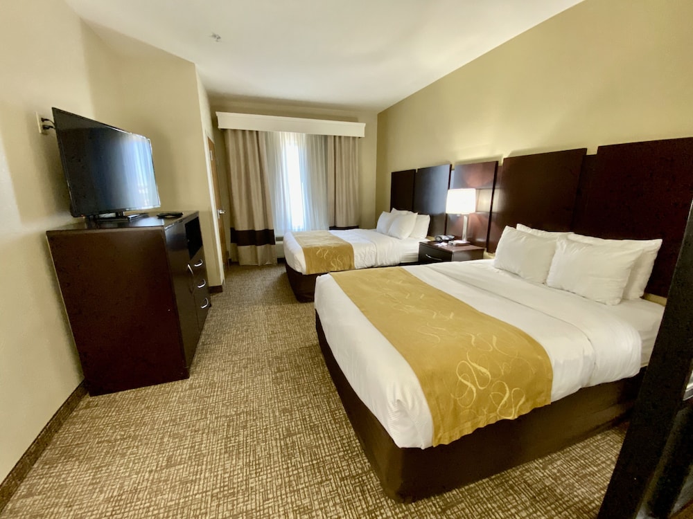 Comfort Suites Byron Warner Robins 10/40