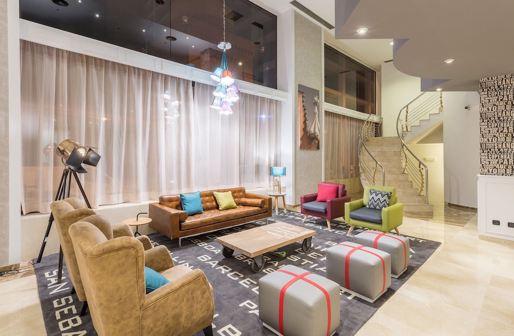 Innside by Melia Barcelona Apolo 52/75