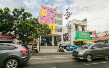 Best Hotel Kedungsari 35/42