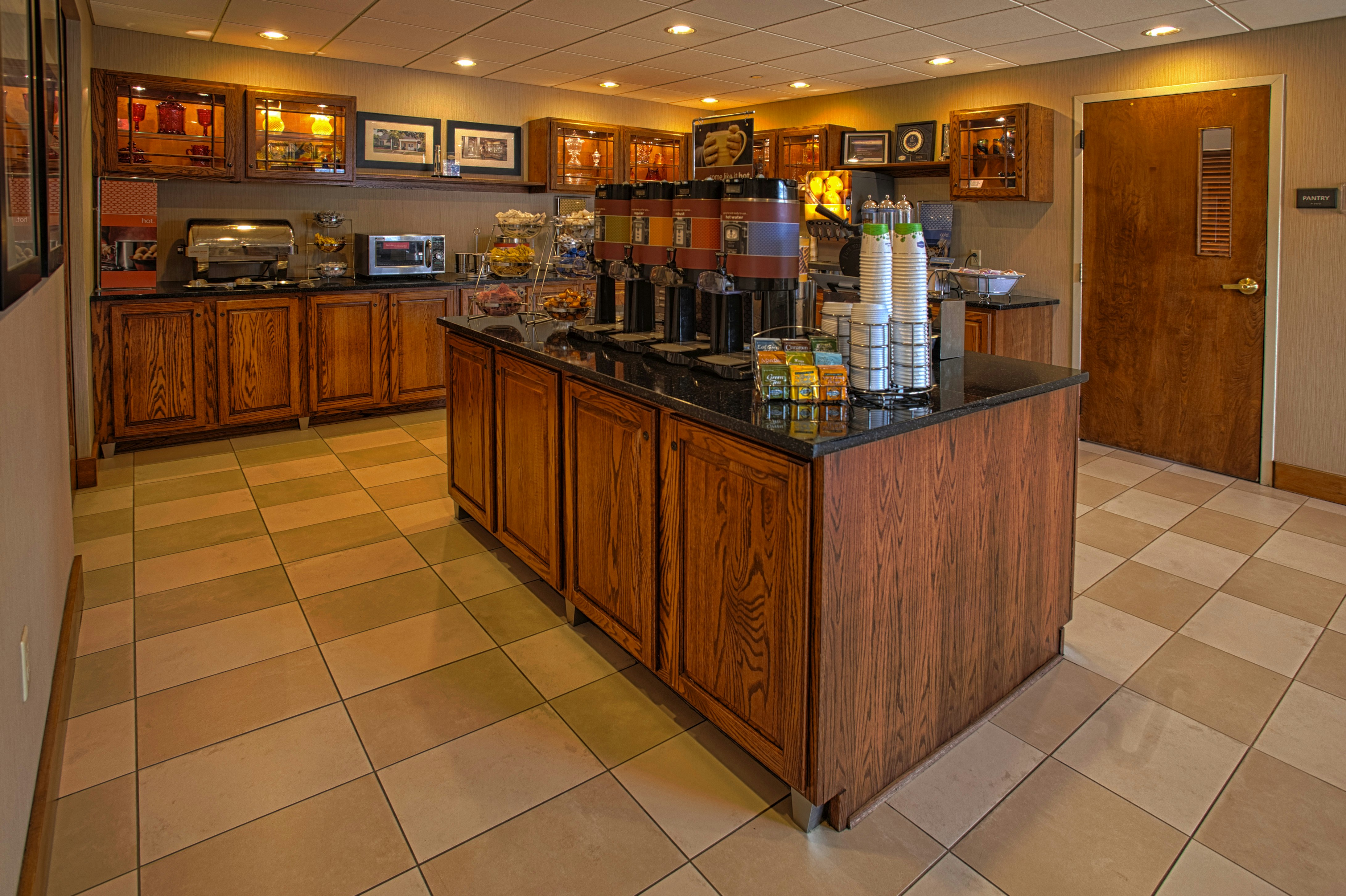 Hampton Inn Wheeling 9/56