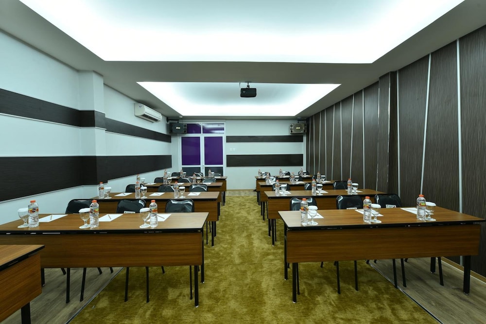Midtown Xpress Balikpapan 47/55