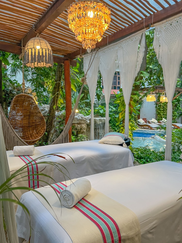 Hulku Playa Del Carmen 43/73