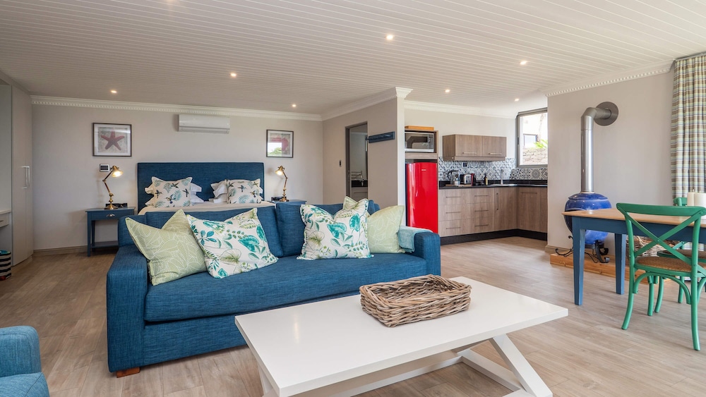 Hamilton House 24/46