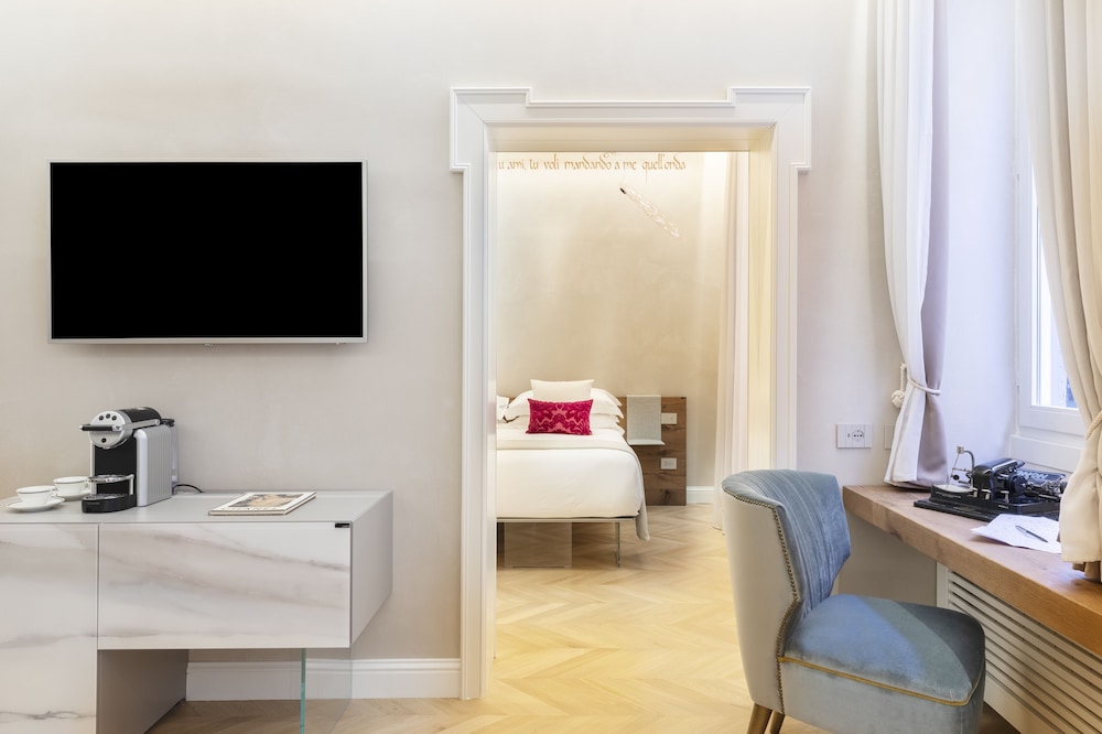 Poesis Experience Hotel 59/65