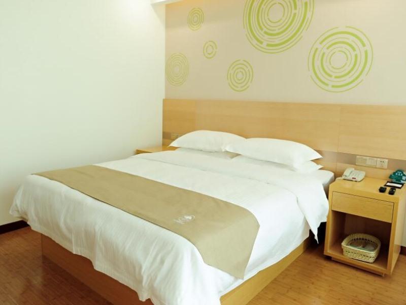 GreenTree Inn Baoding Qingyuan District Jianshe North Road Express Hotel 9/40