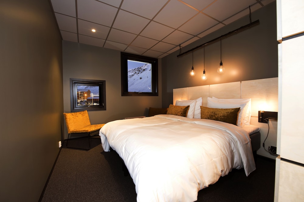Svalbard Hotell | The Vault 11/30