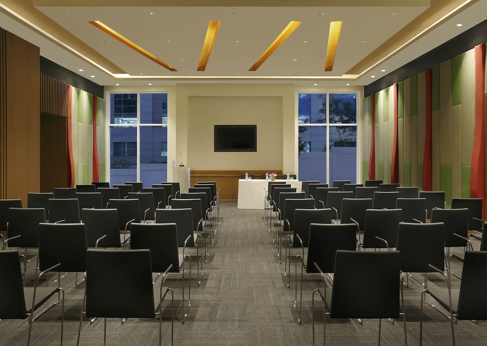 Ibis Pune Hinjewadi 55/67